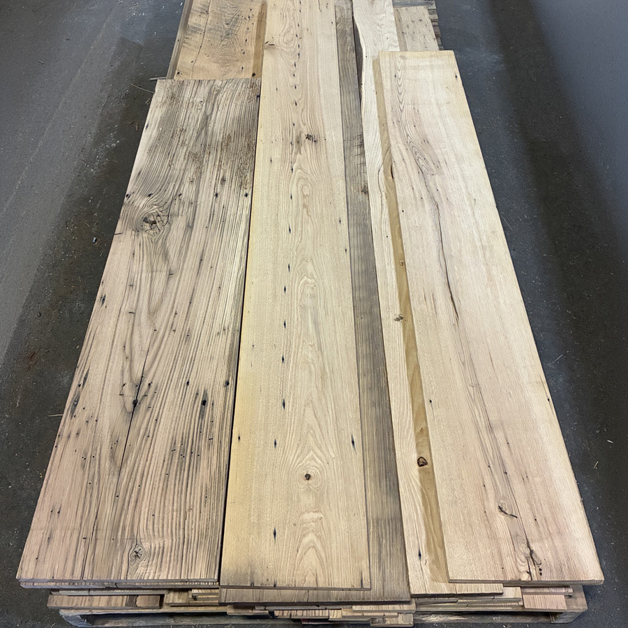 Reclaimed Chestnut Surfaced 3/4" Lumber
