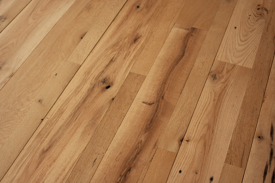 Reclaimed Mixed Red & White Oak Flooring Reclaimed Mixed Red & White Oak Flooring